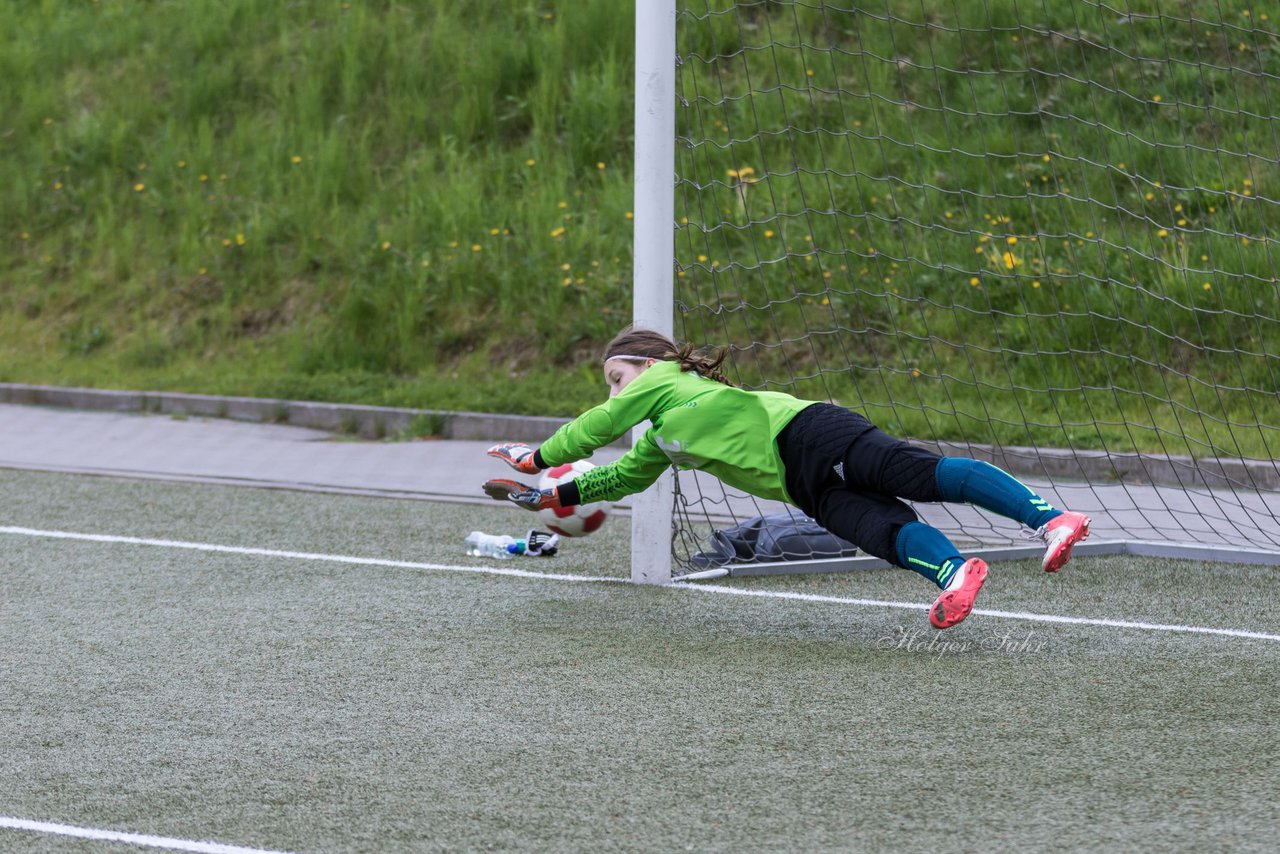 Bild 147 - B-Juniorinnen Pokalfinale VfL Oldesloe - Holstein Kiel : Ergebnis: 0:6